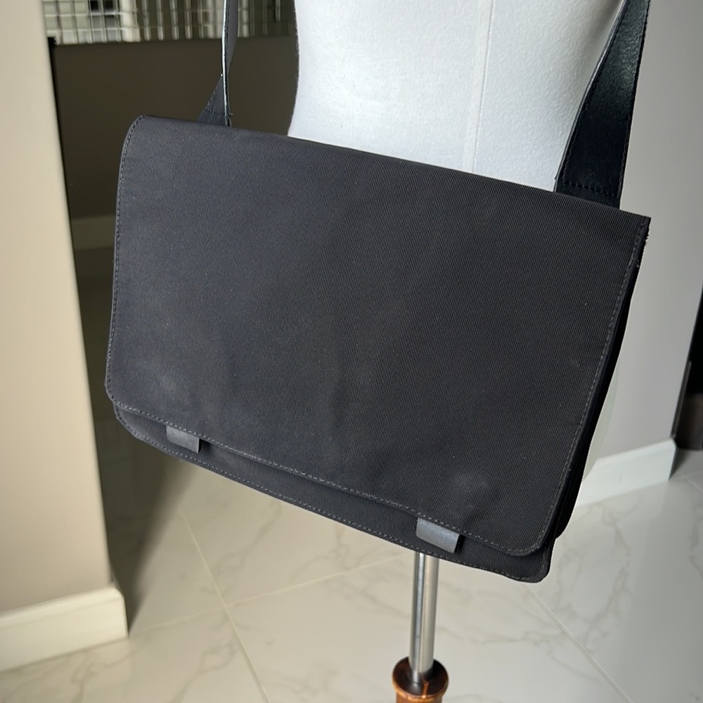 Banana Republic Crossbody bag - Picture 2 of 8